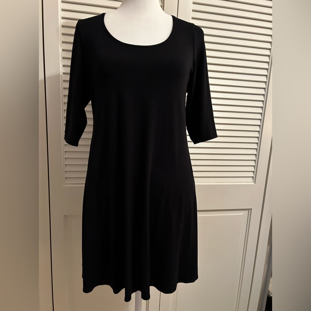 Eileen Fischer Black Flared Top - New